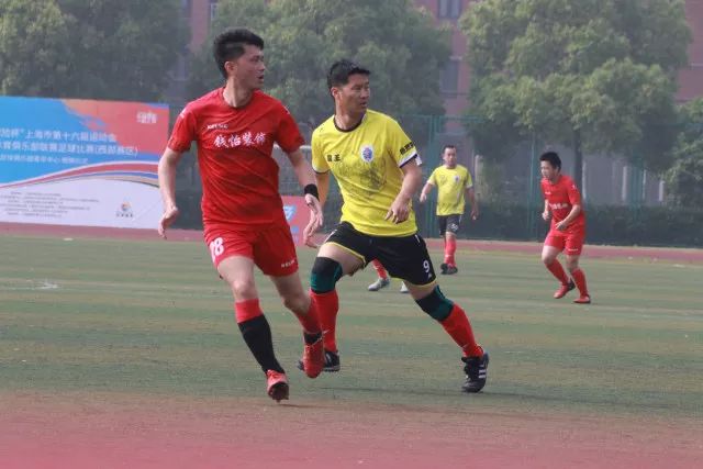 东契奇入湖人后遭质疑：承担责任的领袖形象何在？